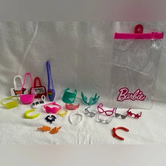 Barbie Accessories Pack - Pink, Teal & Purple Accents - Picture 4 of 6